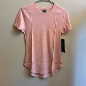 NWT APL THE PERFECT TEE IN DUSTY ROSE.